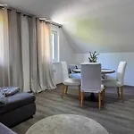 Apartmanova U Plaze Secske Prehrady