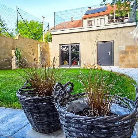 Apartmanova U Plaze Secske Prehrady Semesterbostad *
