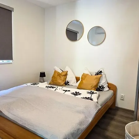 Apartmanova U Plaze Secske Prehrady * Hojesin