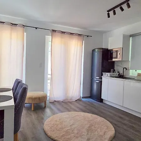 Semesterbostad Apartmanova U Plaze Secske Prehrady